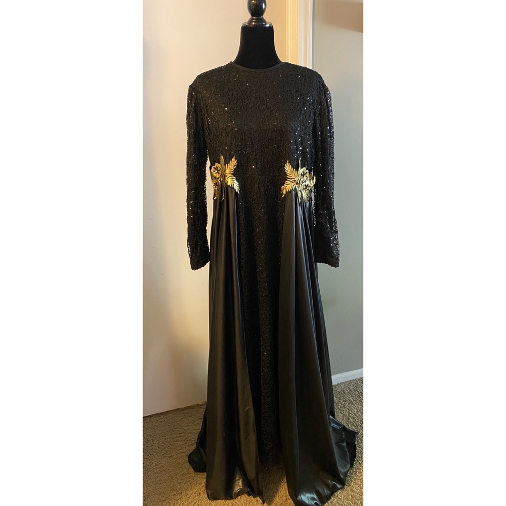 BLACK AND GOLD EVENING DRESS